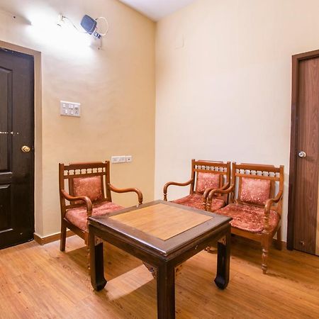 Hotel Crescent Inn Chennai Esterno foto