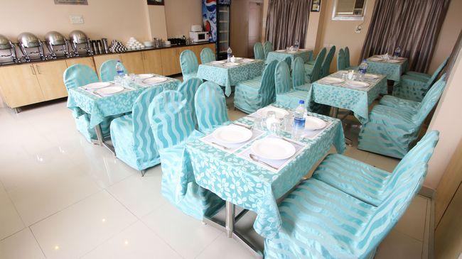 Hotel Crescent Inn Chennai Ristorante foto