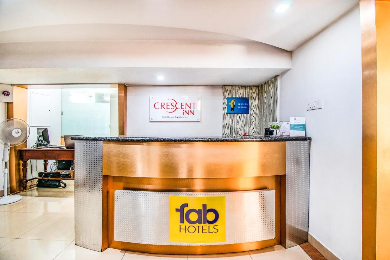 Hotel Crescent Inn Chennai Esterno foto