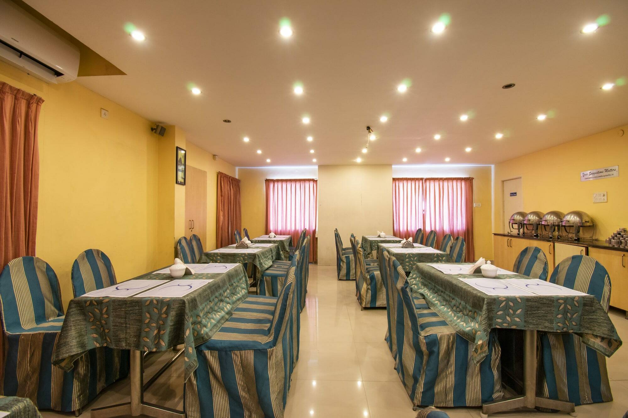 Hotel Crescent Inn Chennai Esterno foto